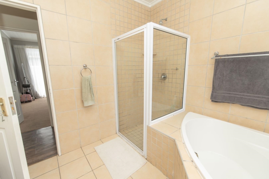 4 Bedroom Property for Sale in Walmer Heights Eastern Cape